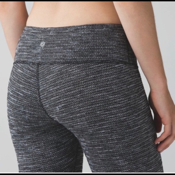 Lululemon Wunder Under Cropped Herringbone- Reversible - Picture 3 of 11